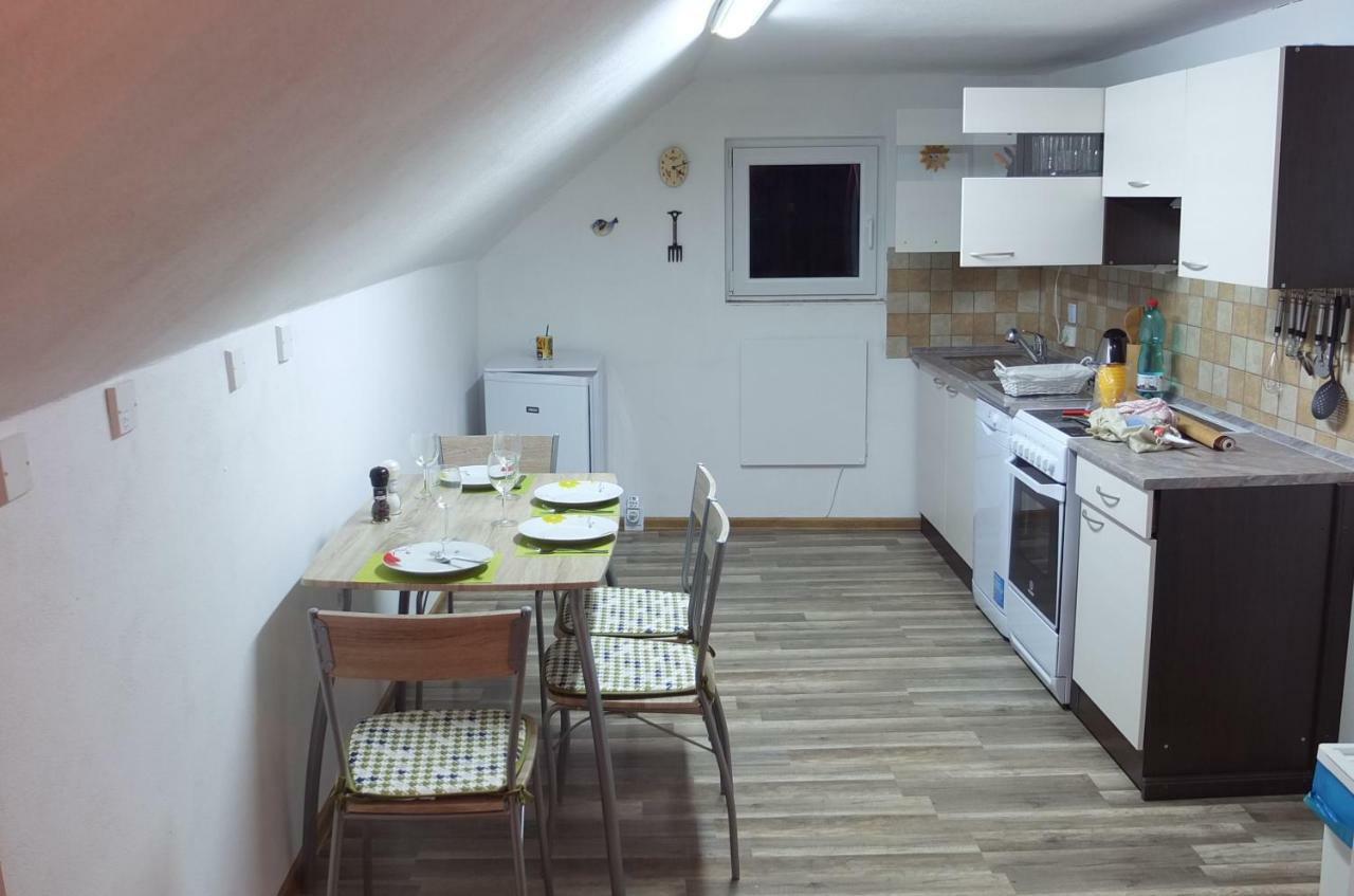 Apartman75 ティシュノフ エクステリア 写真